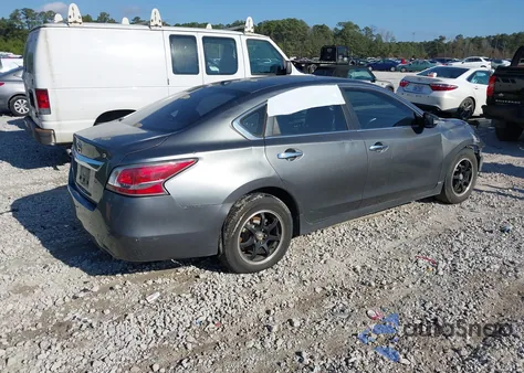 2015 Nissan Altima 2.5/2.5 S/2.5 Sl/2.5 Sv z USA, uszkodzony, nr VIN 1N4AL3AP0FC417916